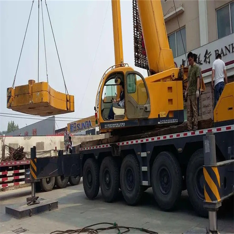 淄博周村当地吊车出租|机器吊装|75吨|工厂搬迁服务